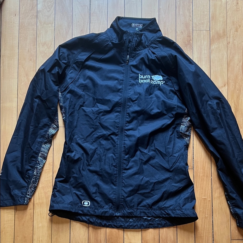 Burn Boot Camp windbreaker!